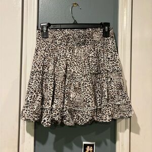 Entro leopard Boutique skirt